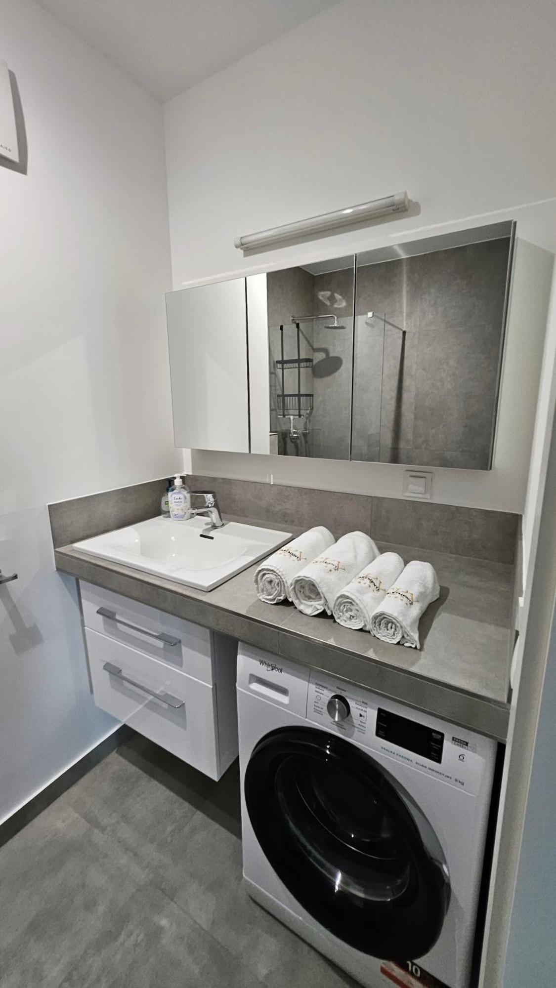 Apartament Bulgarska 60M2-3 Pokoje-Piekny Widok-13 Pietro 24H Check In Poznan Bagian luar foto